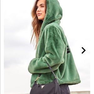 Guess Reversible Faux Fur Jacket NWT sz L